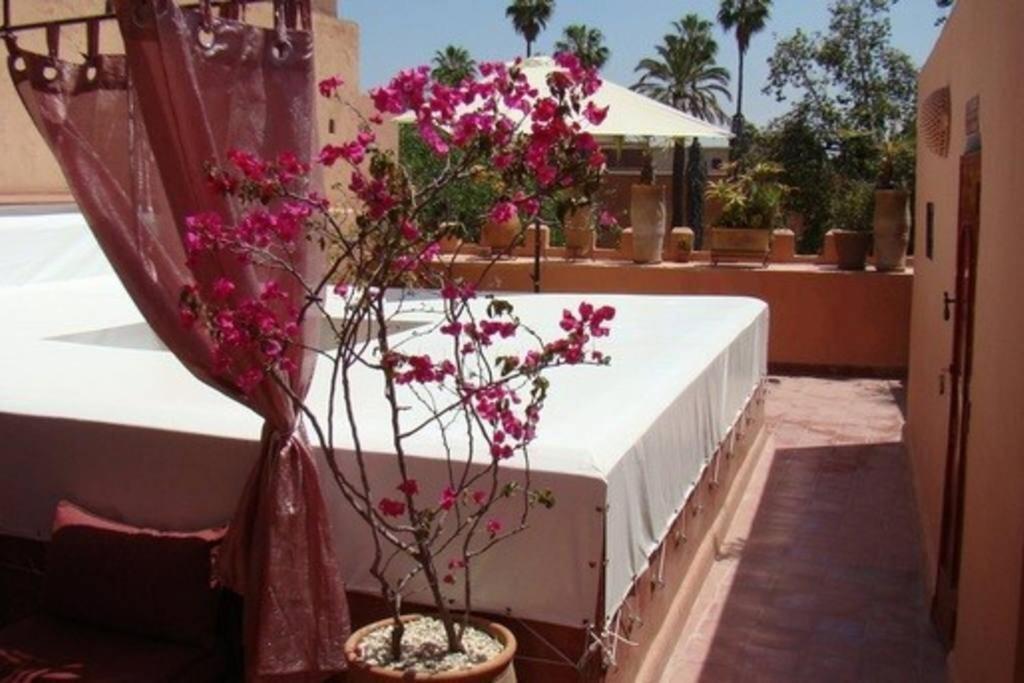 Emplacement N°1 ! Riad Ica Villa Marrakesh Esterno foto